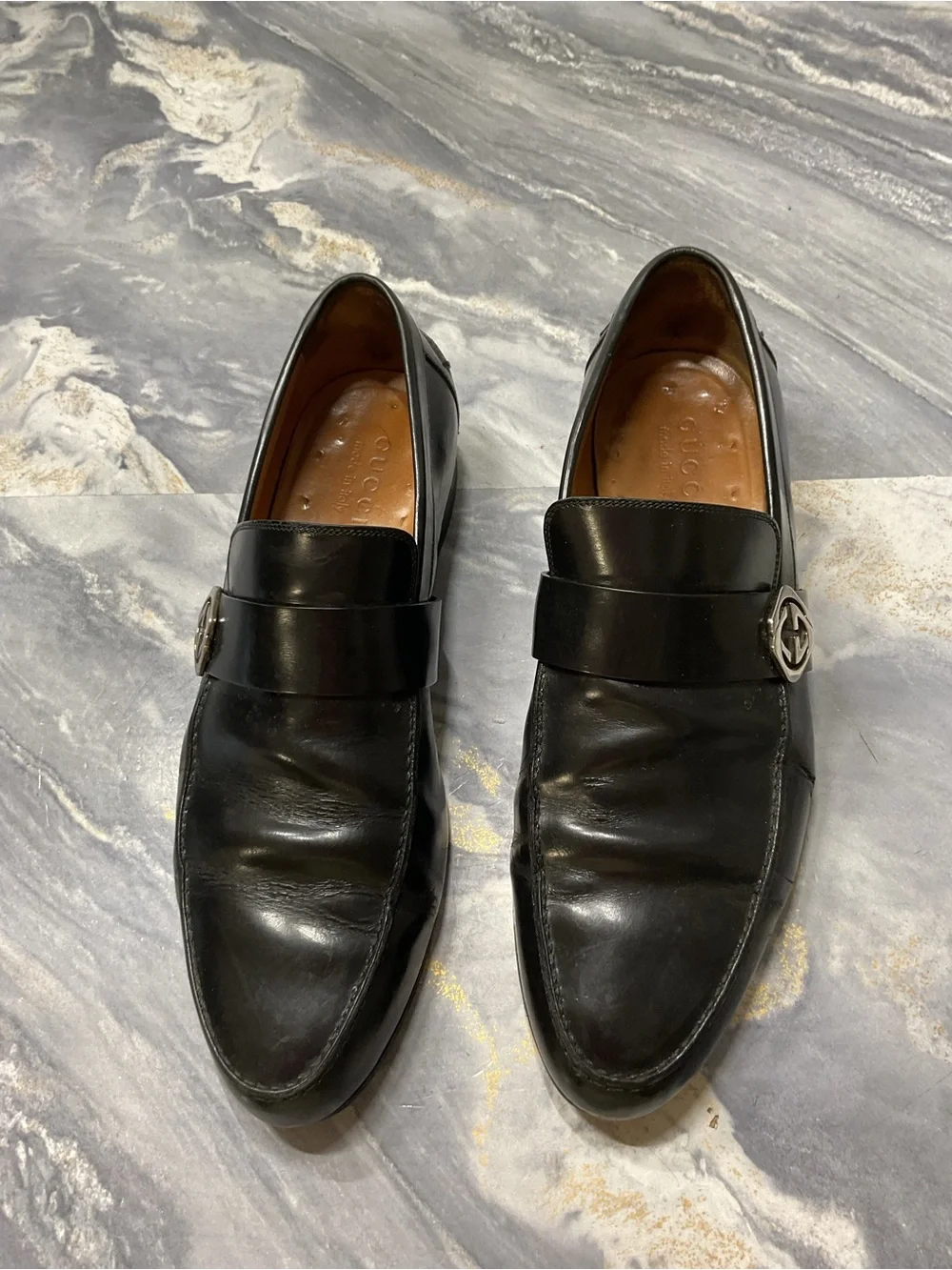 Gucci Black Leather Slip-On Loafers size 7